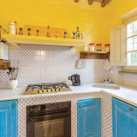 Holiday home 3 Bedroom Cozy In Camaiore Lu