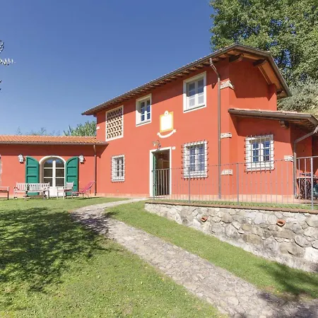 Holiday home 3 Bedroom Cozy In Camaiore Lu